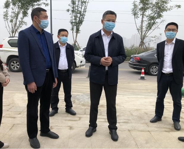龍騰鑫副市長帶隊調(diào)研 臥龍湖二期為老服務(wù)綜合體項目